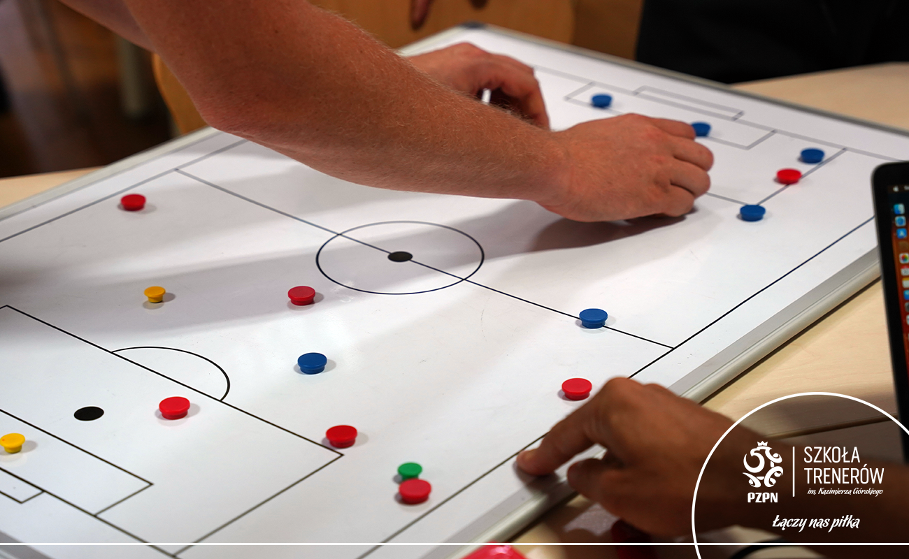 Kurs B+A dla byłych profesjonalnych piłkarek i piłkarzy