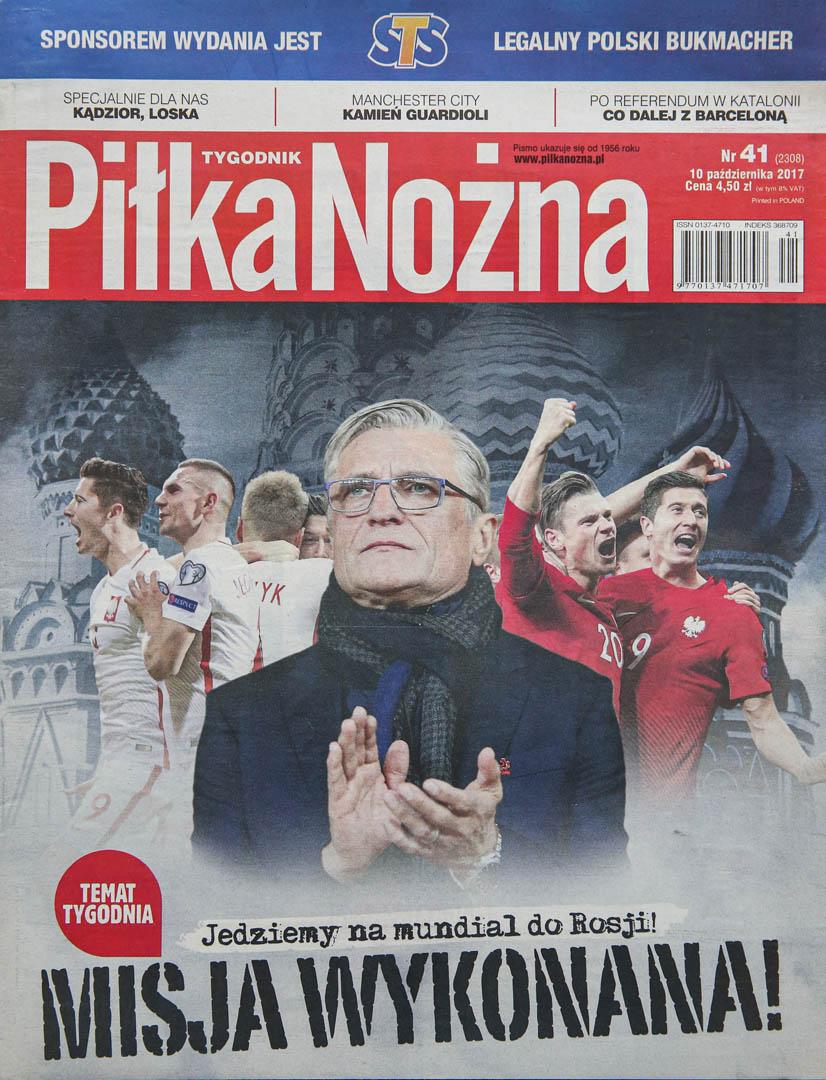 Okładka piłki nożnej po meczu Polska - Czarnogóra (08.10.2017)