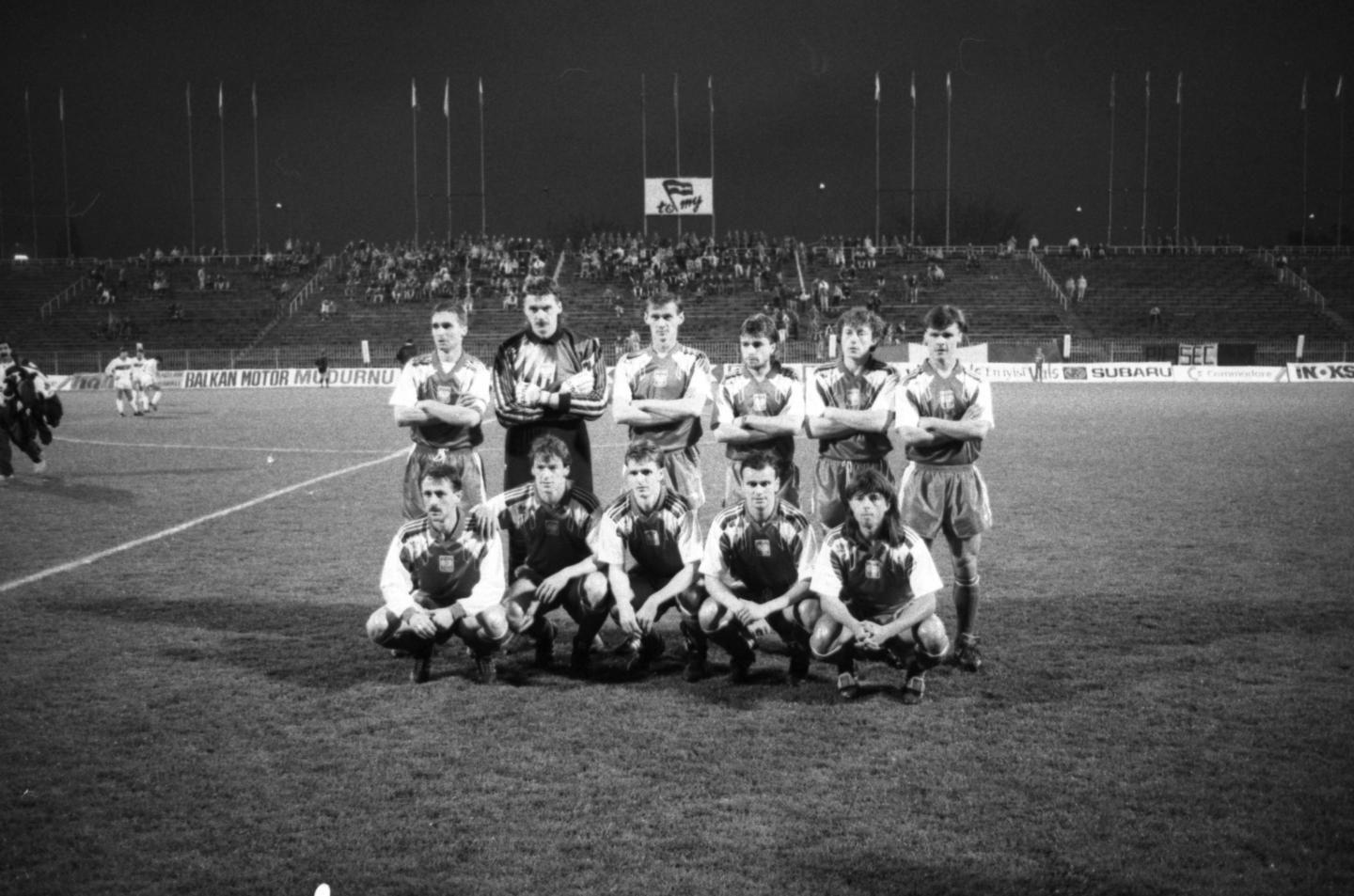 Reprezentacja Polski przed meczem z Turcją na stadionie Legii Warszawa w 1991 roku.