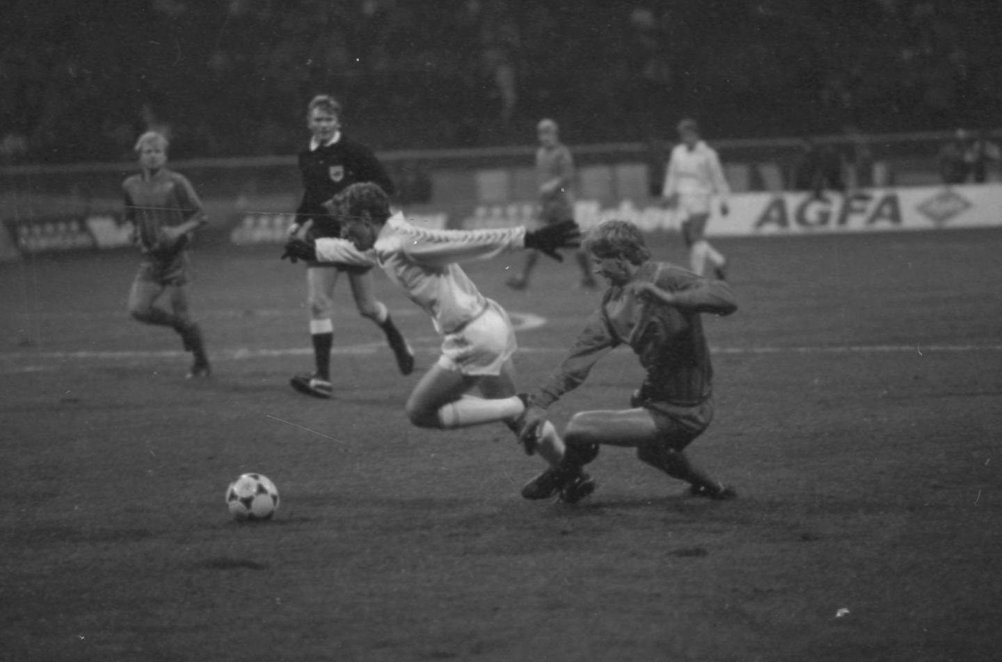 Dwumecz z Realem Madryt w 1/8 finału Pucharu Europy na przełomie października i listopada 1988 roku był dla Piotra Jegora wstępem do kariery w reprezentacji Polski. W Zabrzu Górnik przegrał 0:1, w rewanżu prowadził 2:1, ale górą ostatecznie byli jednak Królewscy.
