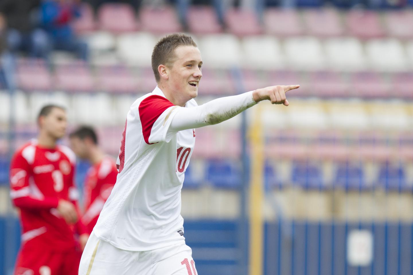 Piotr Zieliński podczas meczu reprezentacji do lat 19 Polska-Malta (11.10.2012).