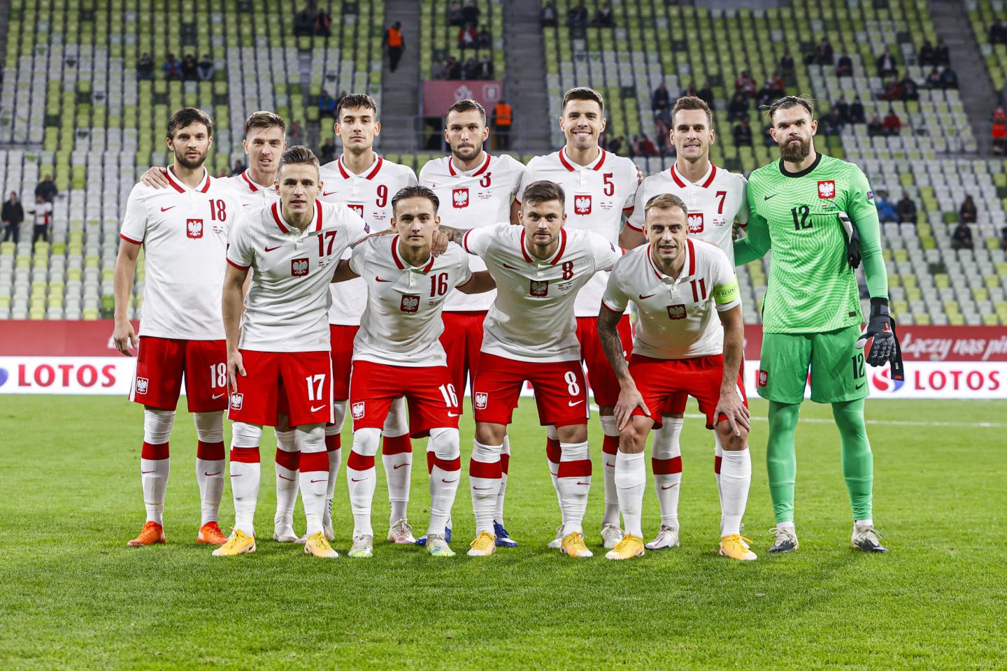 Zdjęcie grupowe reprezentacji Polski przed meczem towarzyskim z Finlandią w Gdańsku.