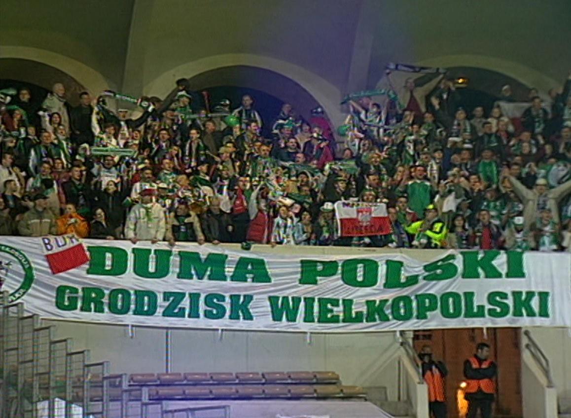 Kibice podczas meczu Girondins Bordeaux - Groclin Dyskobolia Grodzisk Wielkopolski 4:1 (03.03.2004)