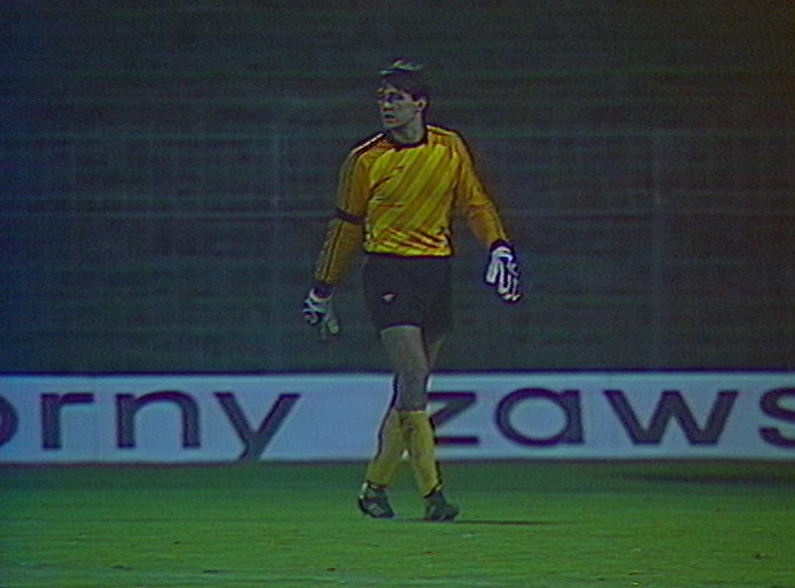 Jacek Kazimierski podczas meczu Legia Warszawa - Viking Stavanger 3:0 (18.09.1985)