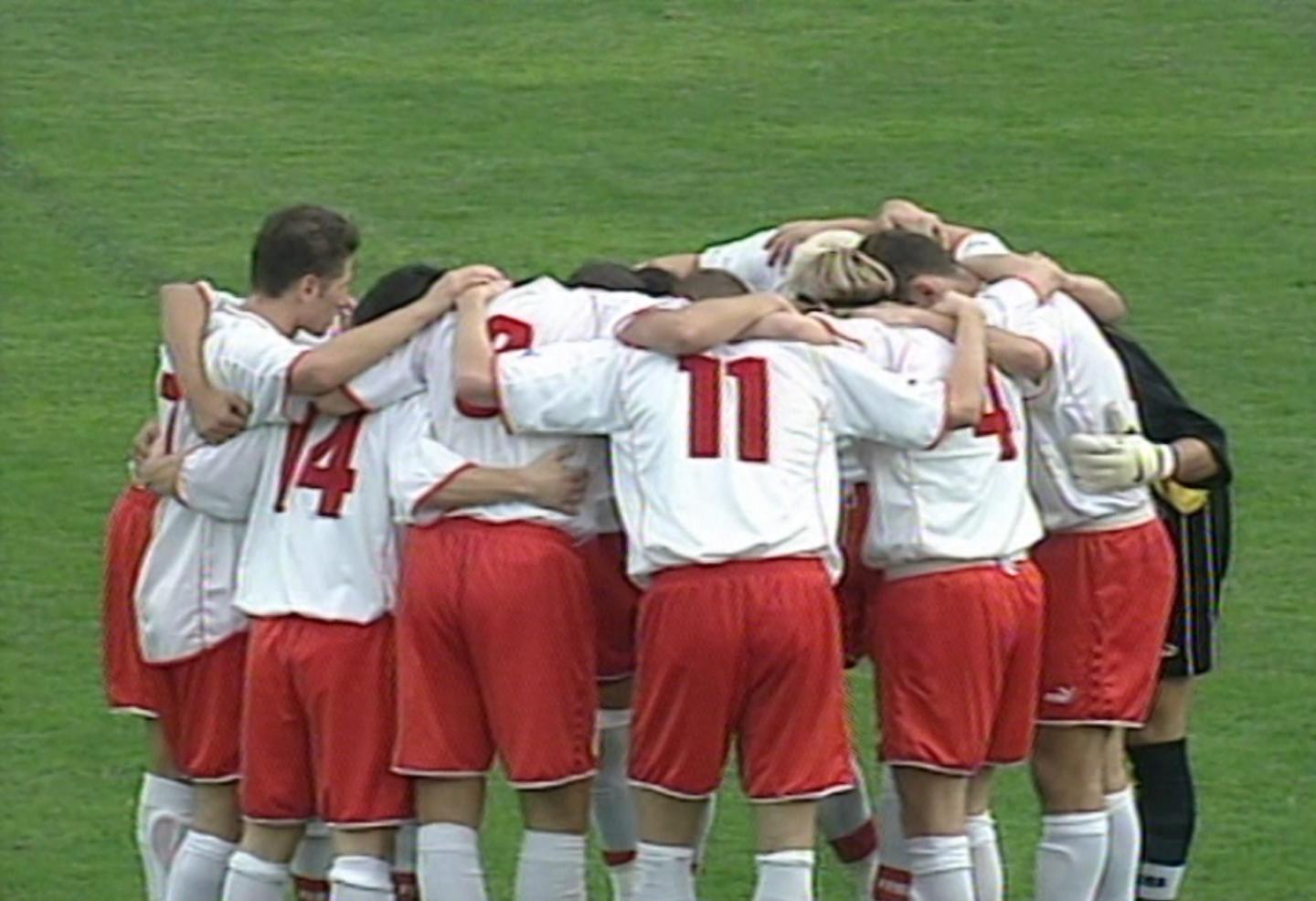 Polscy piłkarze podczas meczu Polska – Szwecja 1:1 U–21 (09.09.2003)