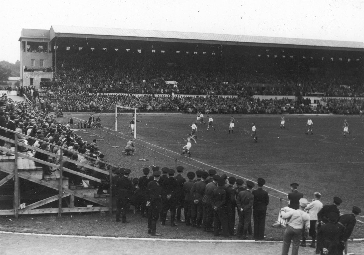 Stadion Legii Warszawa (1937-1938)