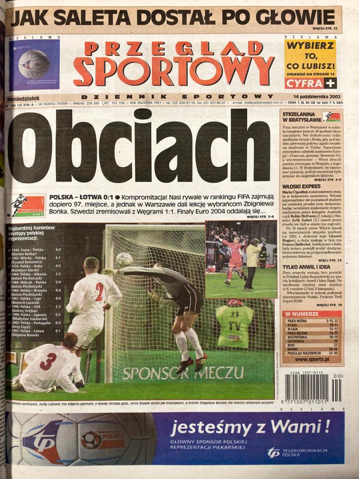 Okładka przeglądu sportowego po meczu Polska - Łotwa (12.10.2002)
