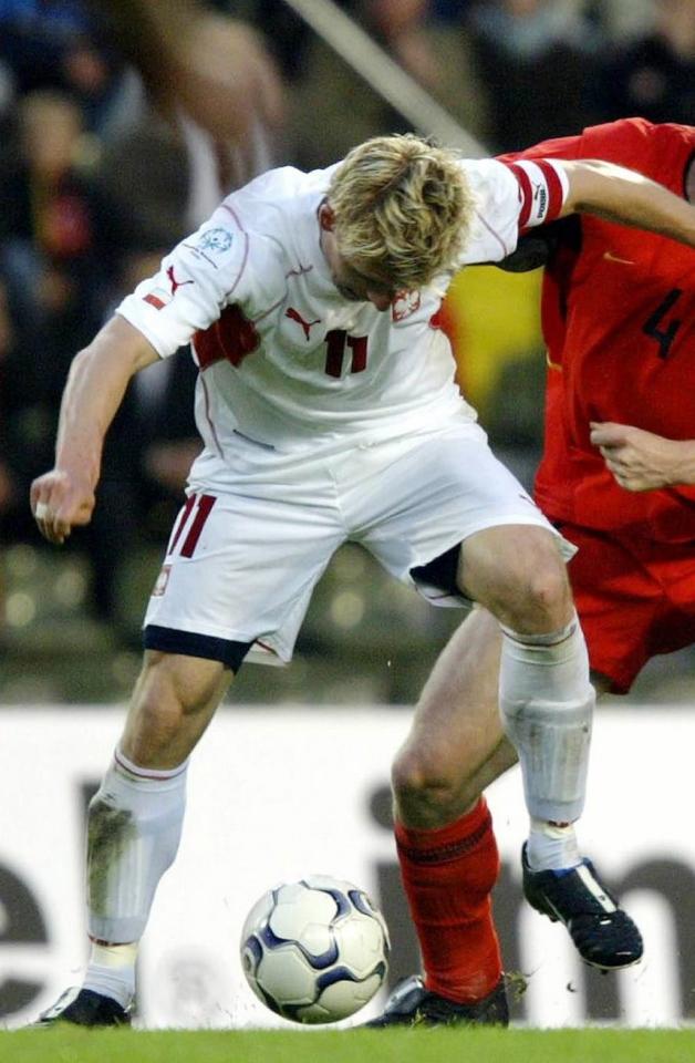Artur Wichniarek podczas meczu Belgia - Polska 3:1 (30.04.2003).