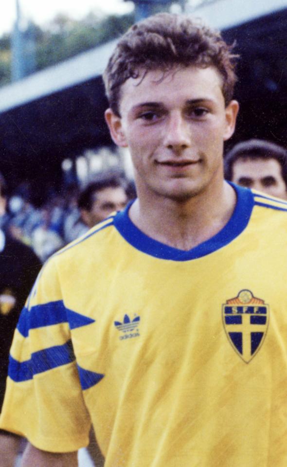 Wojciech Kowalczyk w koszulce reprezentacji Szwecji w 1991 roku.