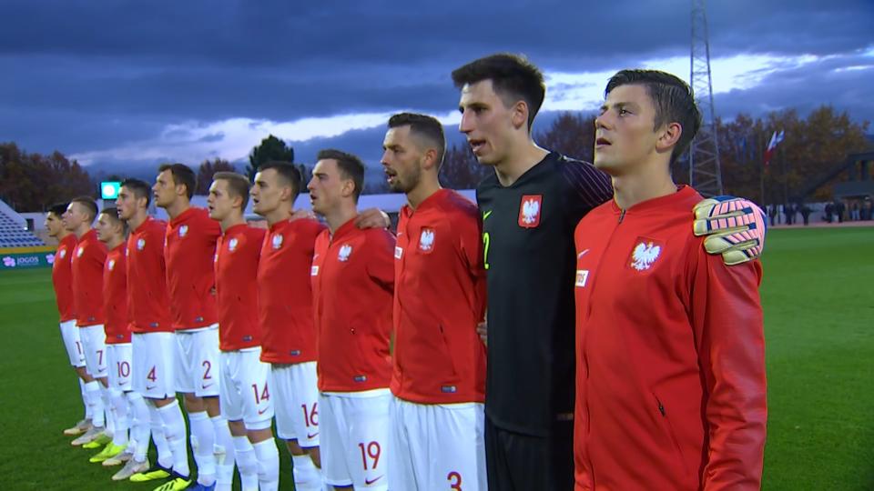 Reprezentacja Polski do lat 21 przed rewanżowym meczem barażowym z Portugalią.