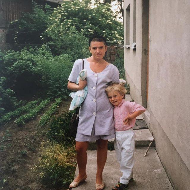 Kamil Grosicki w dzieciństwie z mamą Magdaleną.