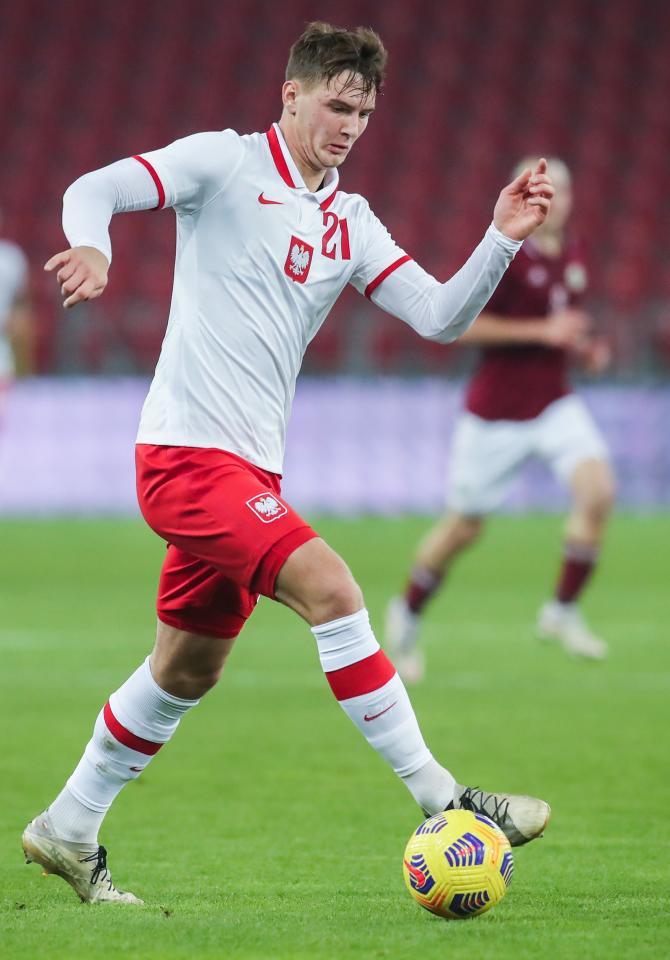 Bartosz Białek w trakcie meczu Polska - Łotwa 3:1 U-21 (17.11.2020).