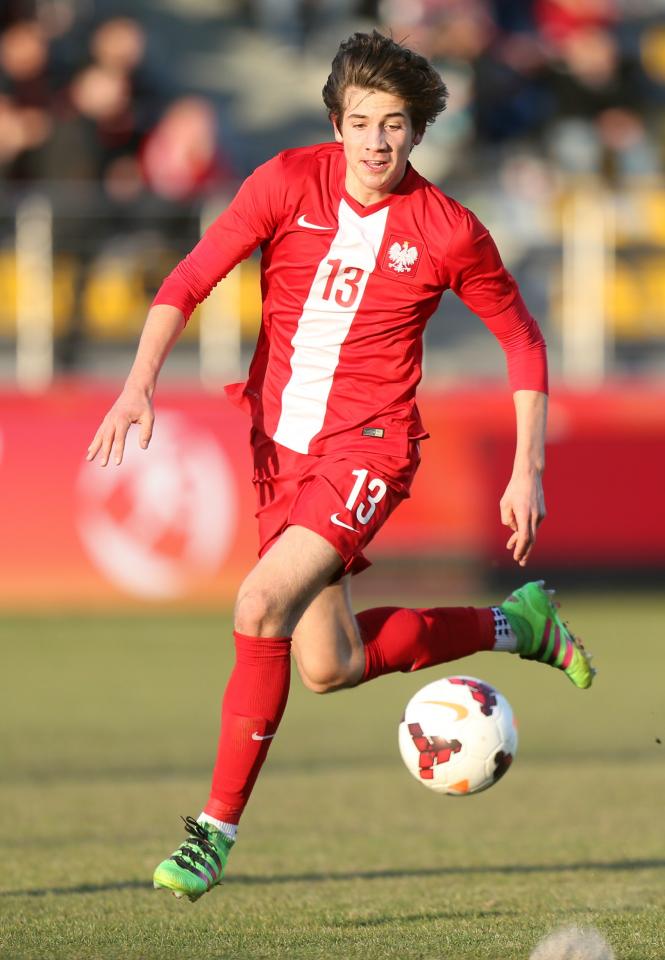 Jakub Moder podczas meczu Polska - Irlandia 0:0, k. 4:3 U-17 (02.04.2016).