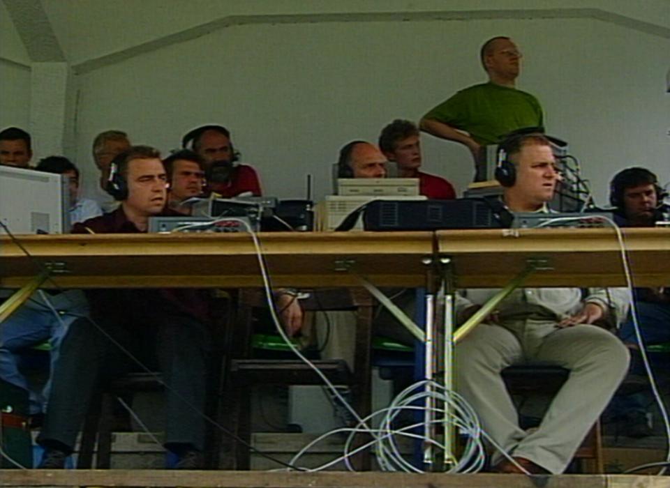 Komentator TVP Jacek Jońca podczas meczu NK Primorje - Wisła Kraków 0:2 (19.09.2002).