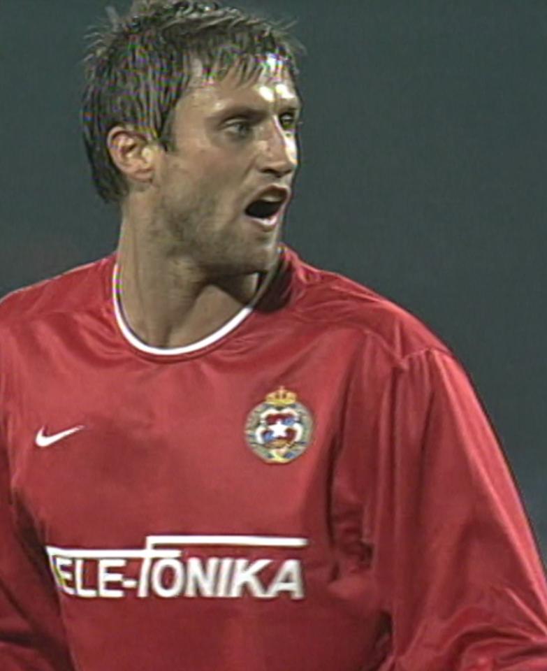 Marcin Kuźba podczas meczu Wisła Kraków - Schalke 04 1:1 (28.11.2002).