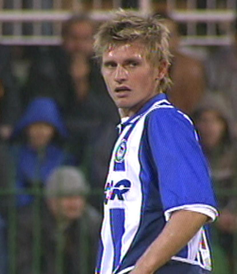 Artur Wichniarek podczas meczu Groclin Dyskobolia Grodzisk Wielkopolski - Hertha Berlin 1:0 (15.10.2003).