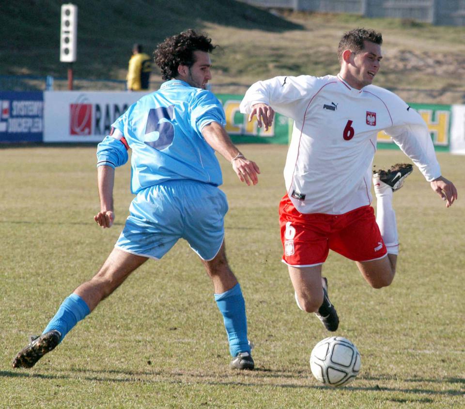 Tomasz Mazurkiewicz podczas meczu Polska - San Marino 7:0 U-21 (01.04.2003)
