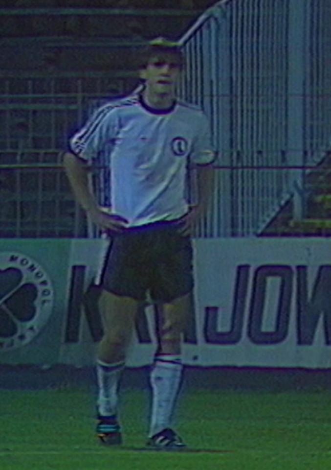 Dariusz Dziekanowski podczas meczu Legia Warszawa - Viking Stavanger 3:0 (18.09.1985)