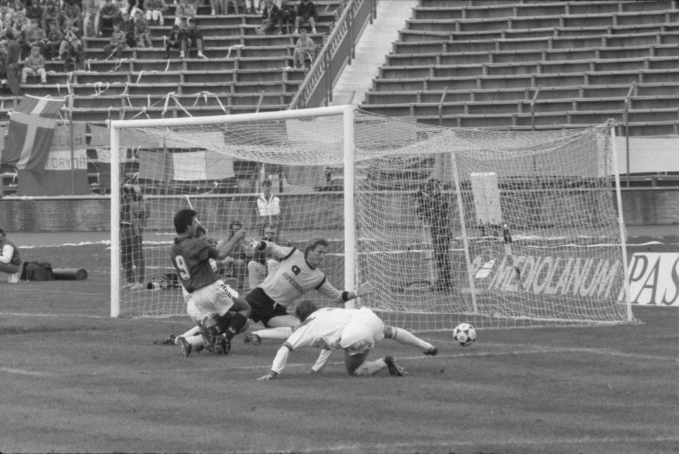 Zagłębie Lubin - Bologna FC 0:1 (19.09.1990)