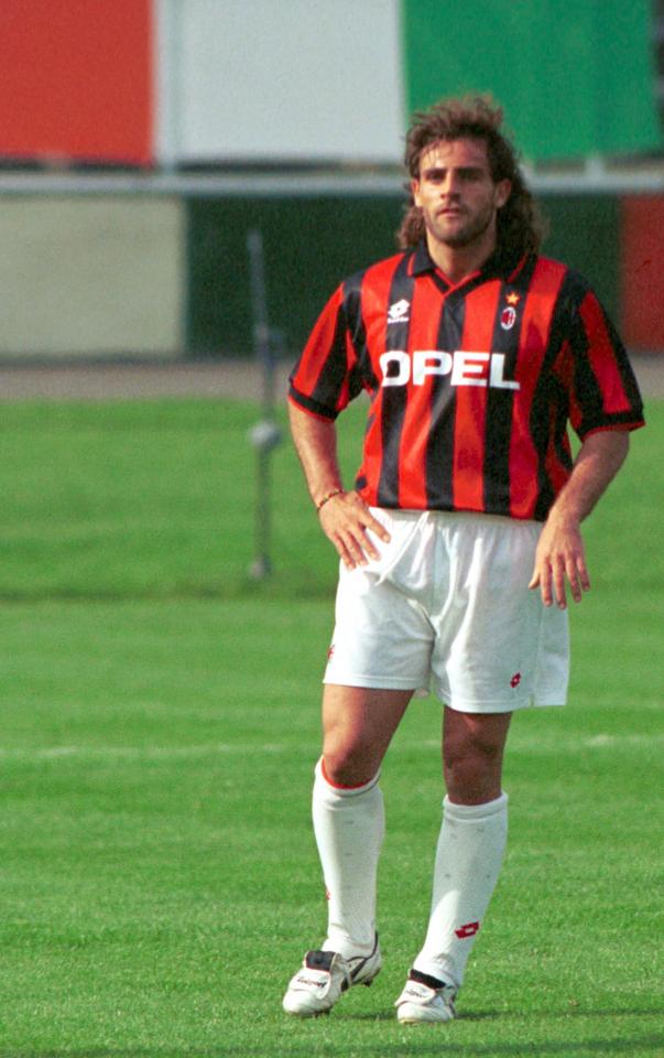 Marco Simone (Zagłębie Lubin - AC Milan 1:4, 26.09.1995).