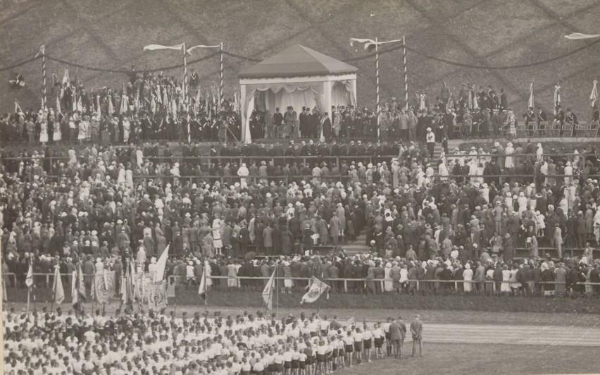 Stadion im. Paula von Hindenburga w Słupsku (1926)