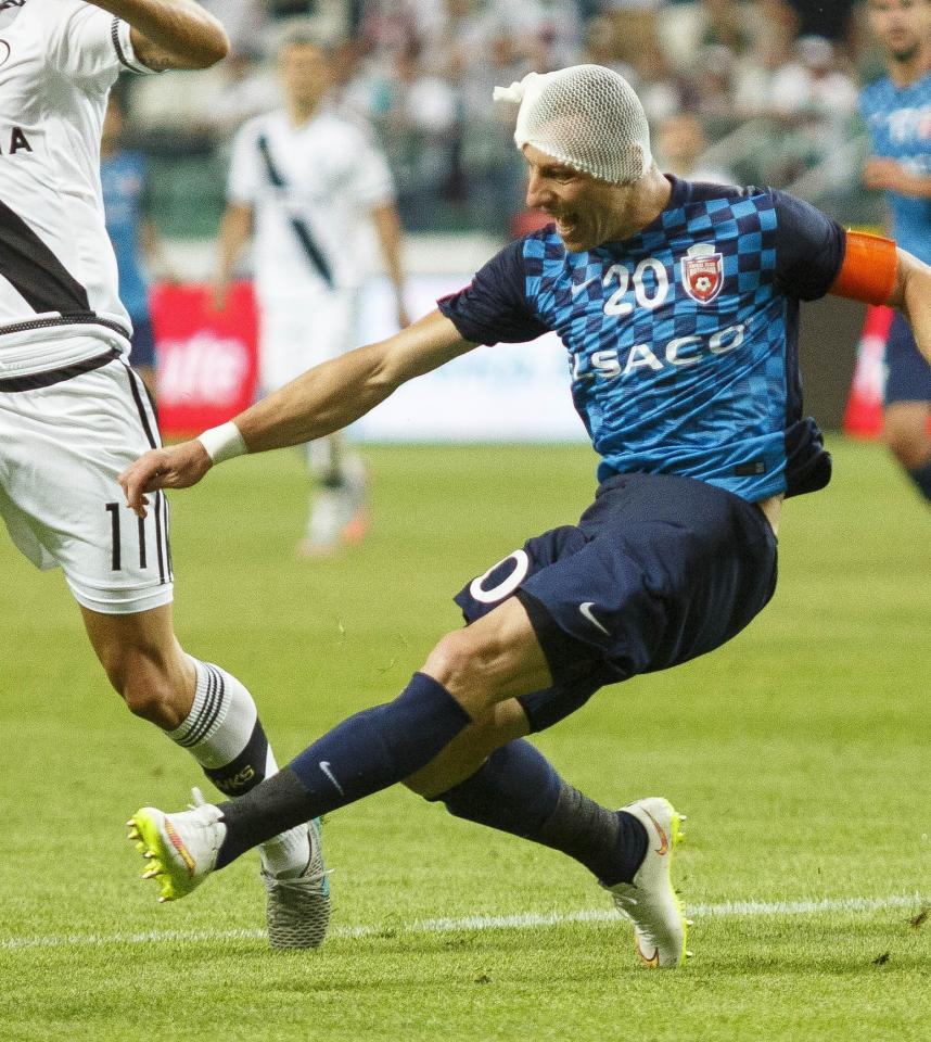 Florin Acsinte (Legia Warszawa - FC Botoșani 1:0, 16.07.2015).