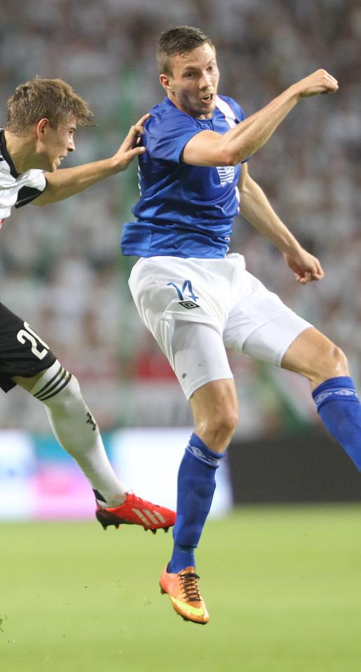 Martin Linnes (Legia Warszawa - Molde FK 0:0, 07.08.2013)