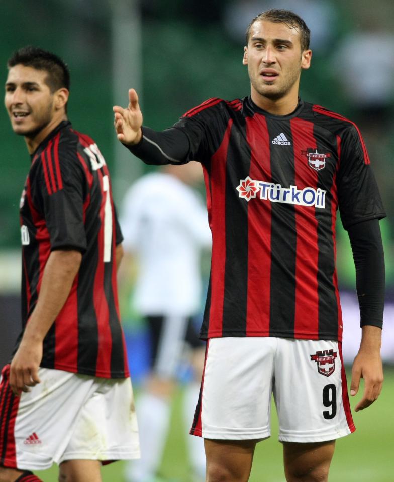 Cenk Tosun (Legia Warszawa - Gaziantepspor Kulübü 0:0, 04.08.2011)