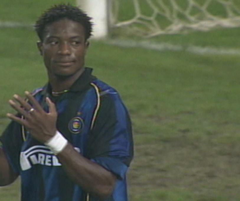 Inter Mediolan - Wisła Kraków 2:0 (18.10.2001) Mohamed Kallon