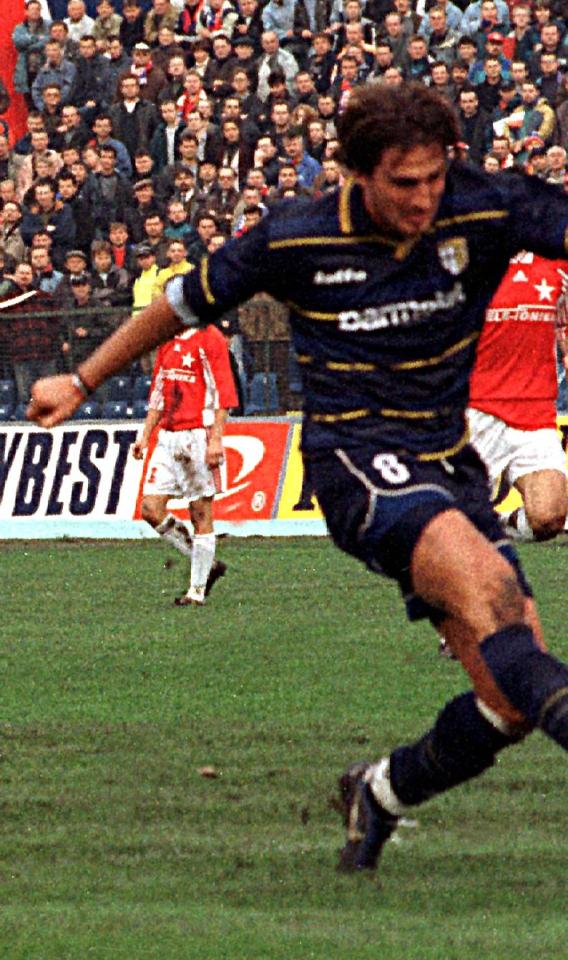 Dino Baggio (Wisła Kraków - Parma AC 1:1, 20.10.1998)