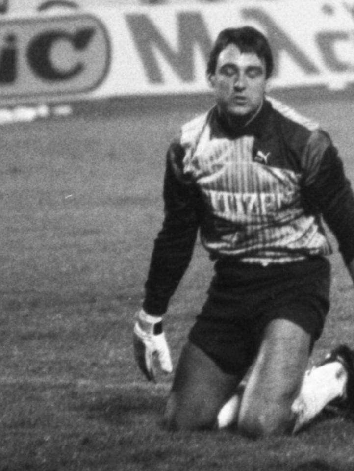 Jacek Kazimierski (Górnik Zabrze - Olympiakos Pireus 2:1, 30.09.1987)