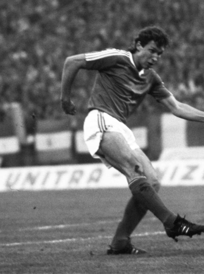 Oleg Protasow (Legia Warszawa - Dnipro Dniepropietrowsk 0:0, 17.09.1986)