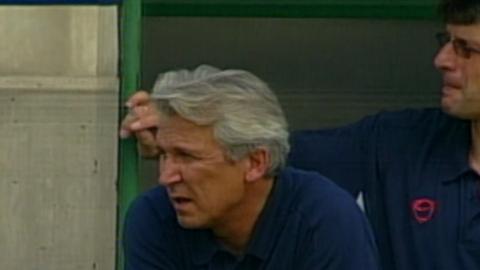Henryk Kasperczak podczas meczu NK Primorje - Wisła Kraków 0:2 (19.09.2002).