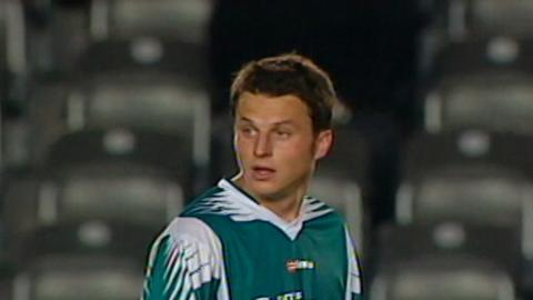 Andrzej Niedzielan podczas meczu Hertha BSC Berlin - Groclin Dyskobolia Grodzisk Wielkopolski 0:0 (24.09.2003).