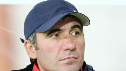 Gheorghe Hagi (Zagłębie Lubin - Steaua Bukareszt 0:1, 31.07.2007)