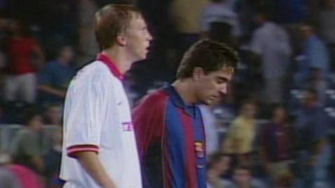 FC Barcelona - Wisła Kraków 1:0 (22.08.2001) Marcin Baszczyński i Xavi