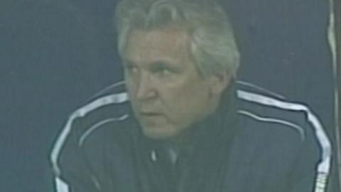 Henryk Kasperczak podczas meczu Parma AC - Wisła Kraków 2:1 (31.10.2002).